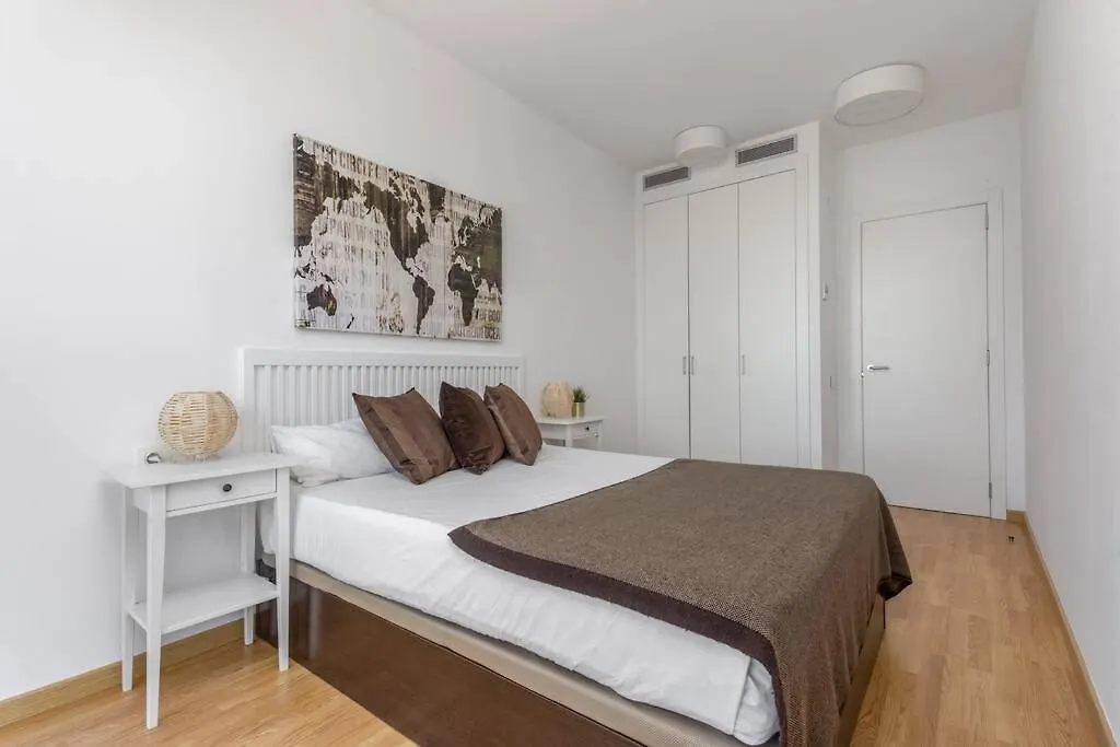 Lodging Apartments Fira Duplex - Barcelona L'Hospitalet de Llobregat
